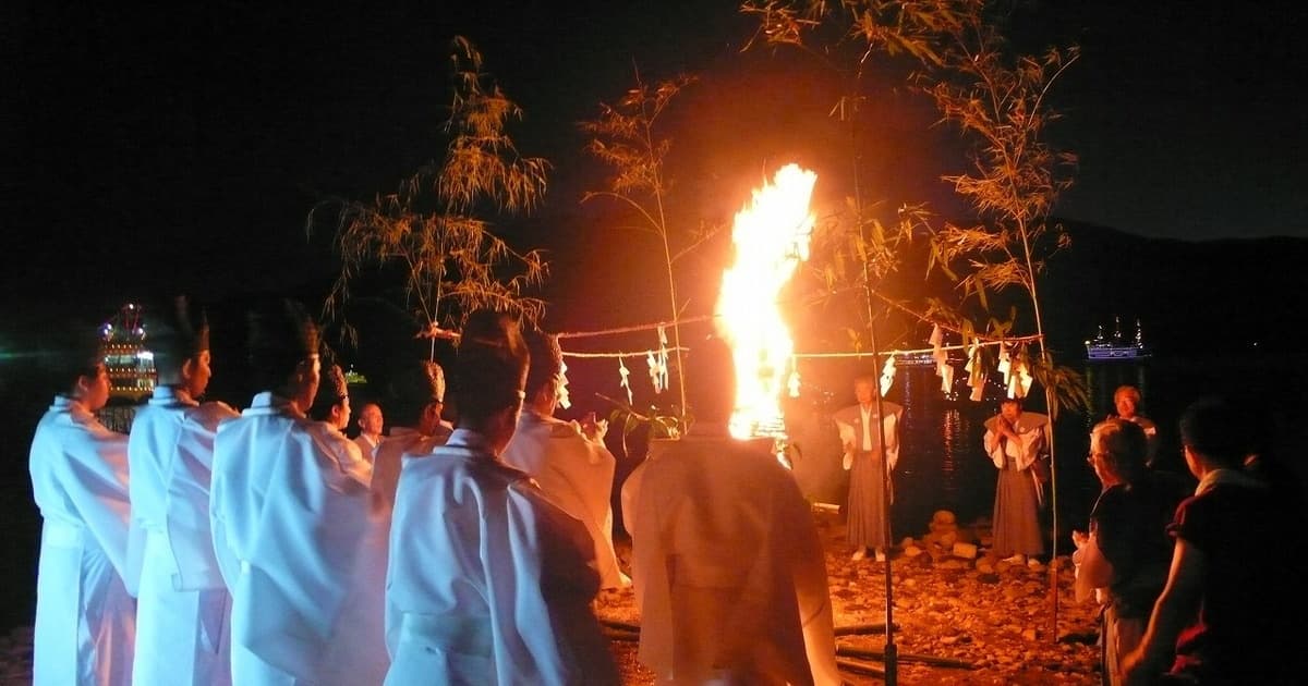 湖尻龍神祭花火大会
