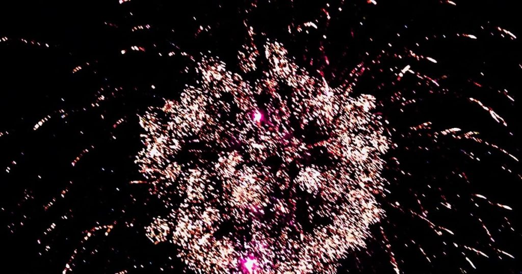 岩鼻町花火大会