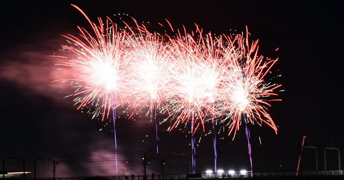 狛江・多摩川花火大会