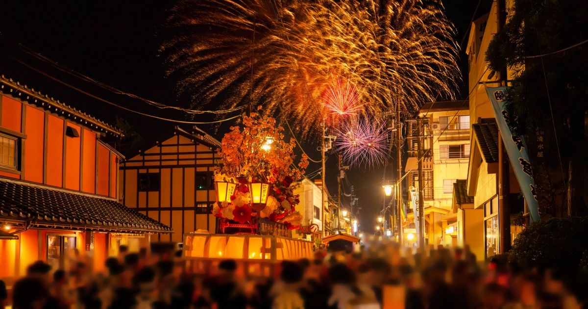 弥彦燈籠まつり 奉納花火大会