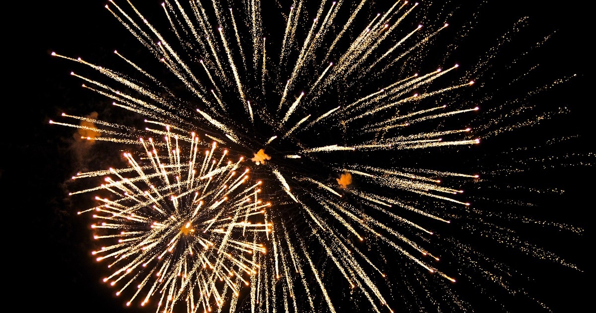 笛吹川県下納涼花火大会