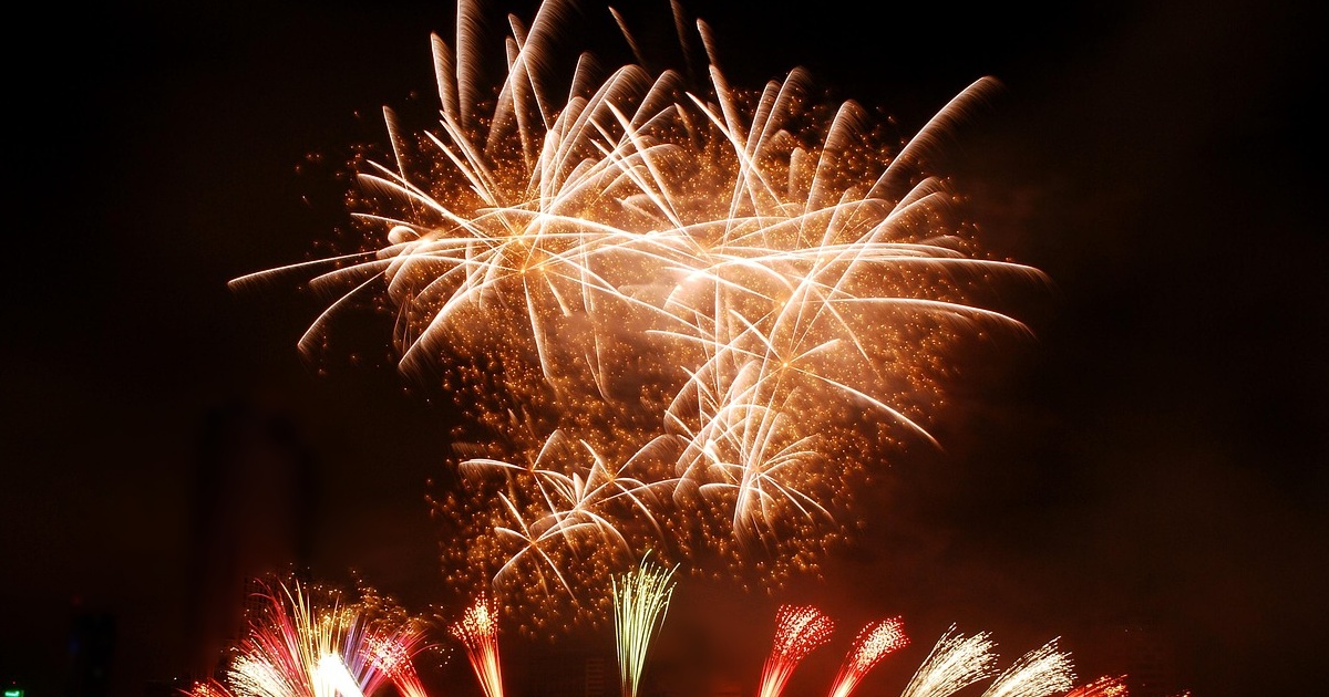 飯縄火まつり花火大会