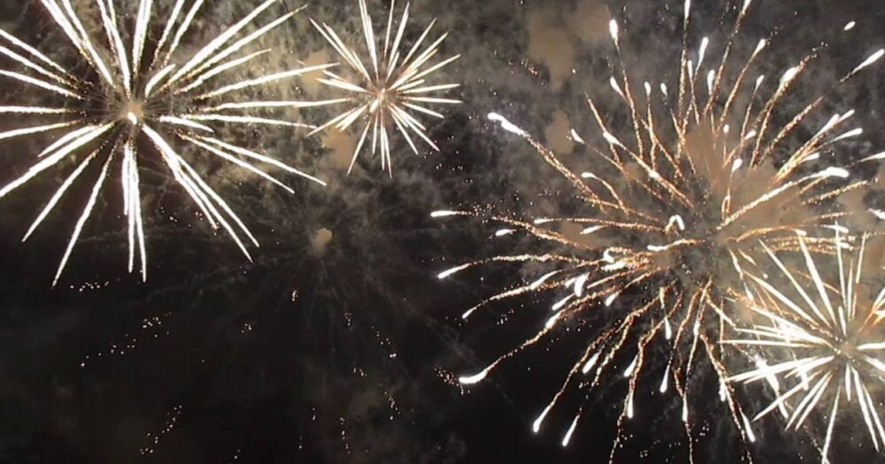 トロッコ流しと花火の夕べ