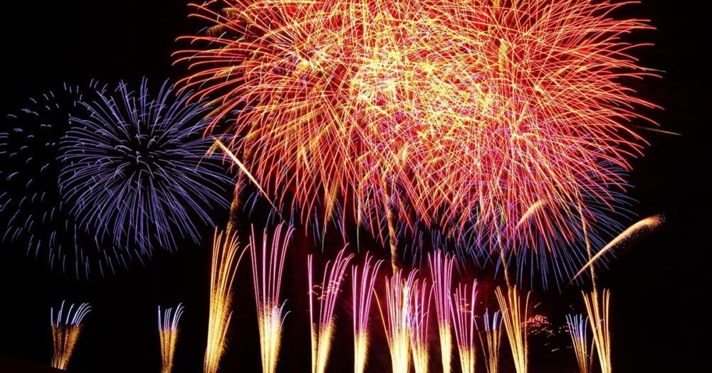世界の花火 日本の花火