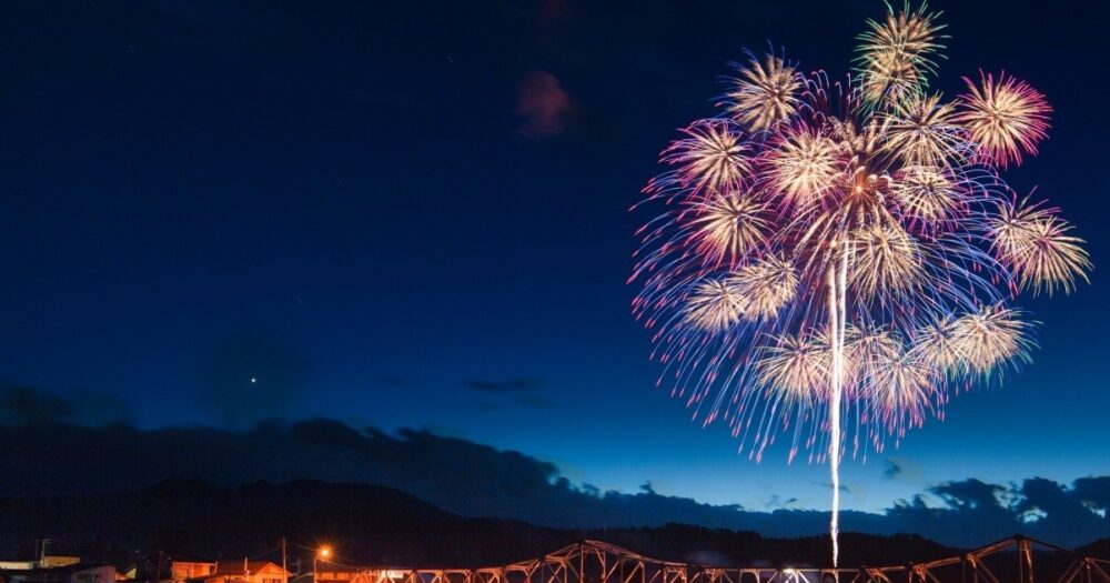 大石田まつり最上川花火大会